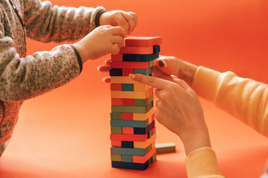 親子の絆を深める!「家族時間をもっと楽しくするおすすめの親子ゲーム」